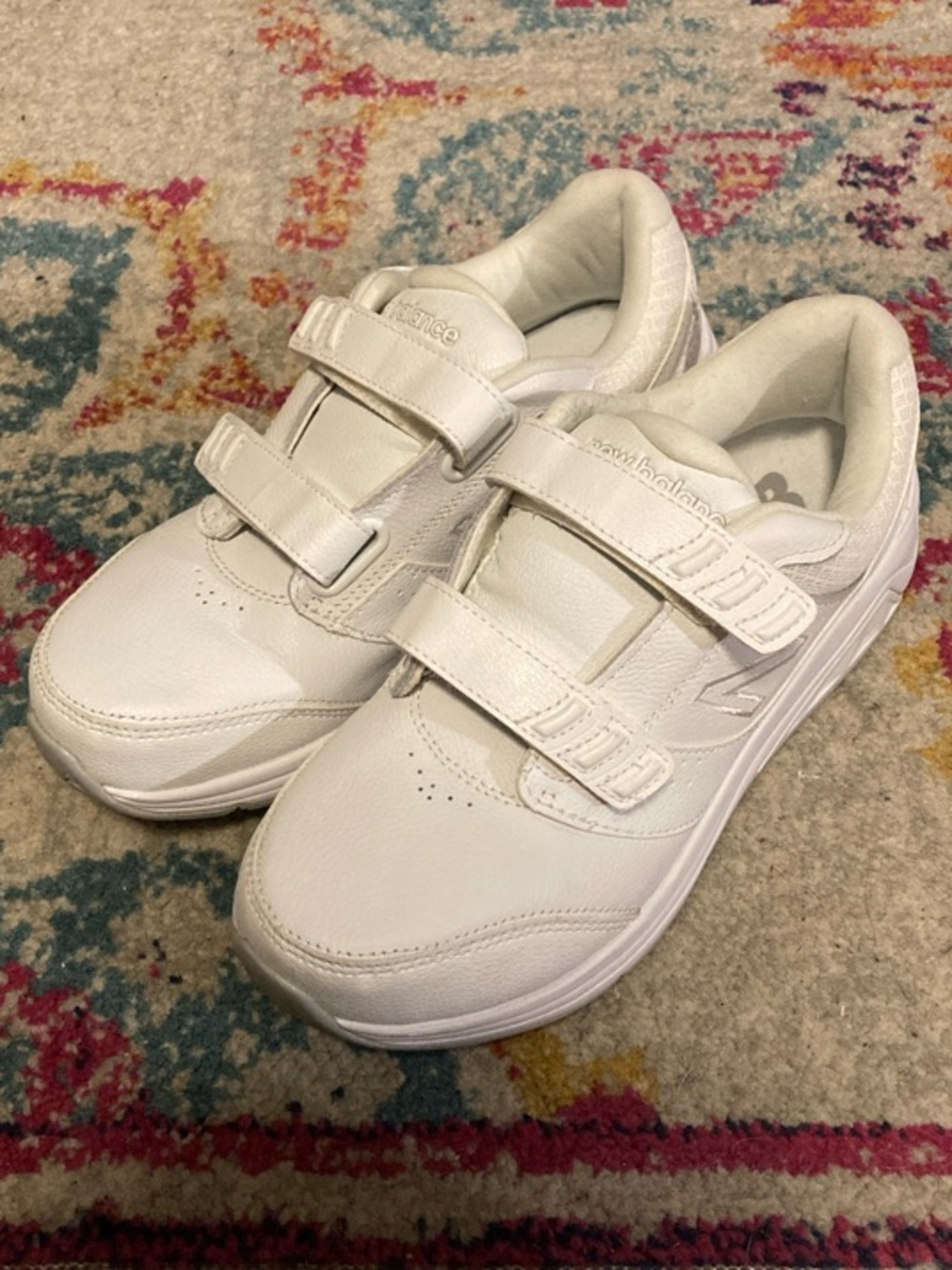 Women’s New Balance White Leather Velcro 928V2 Sneakers Size 7